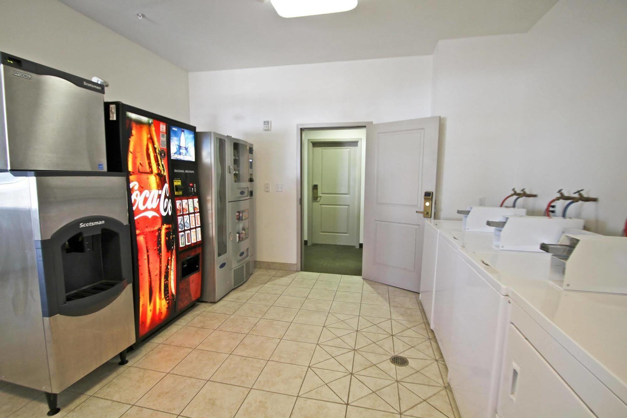 Studio 6-Bakersfield, Ca Extérieur photo